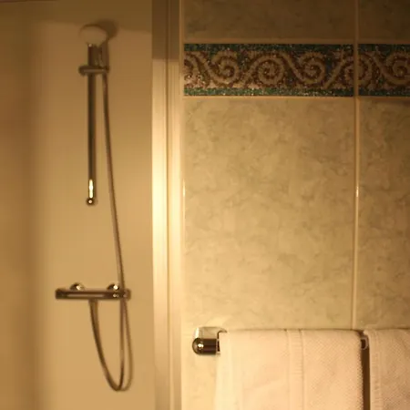 Rubens Hotel 2*